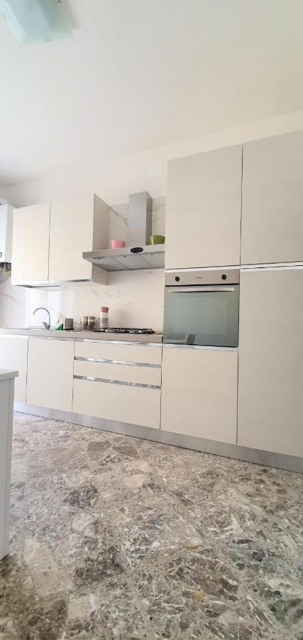 Angela'S Apartment. Elegant Two Bedroom House In Irsina Экстерьер фото